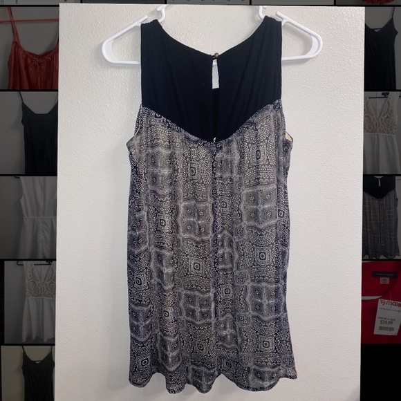 Patterned Dress - Picture 2 of 2